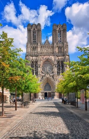 Notre Dame de Reims Cathedral, France - GlobePhotos - royalty free ...