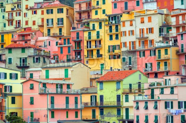 Traditional Italian Colorful Houses Cinque Terre Italy GlobePhotos   Traditional Italian Colorful Houses Cinque Terre Italy 2921 600x399 