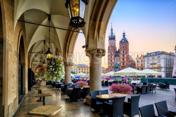 St Mary’s Basilica and Main Market Square in Krakow, Poland - GlobePhotos - royalty free stock images