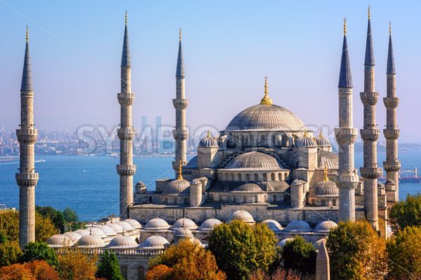 Blue Mosque Sultanahmet Camii, Istanbul, Turkey - GlobePhotos - royalty free stock images