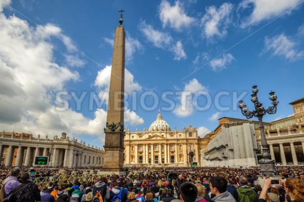 Prayers in fron of St Peter’s Basilica, Vatican City - GlobePhotos - royalty free stock images