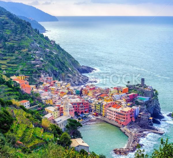 Vernazza town on mediterranean coast, Cinque Terre, Italy - GlobePhotos - royalty free stock images